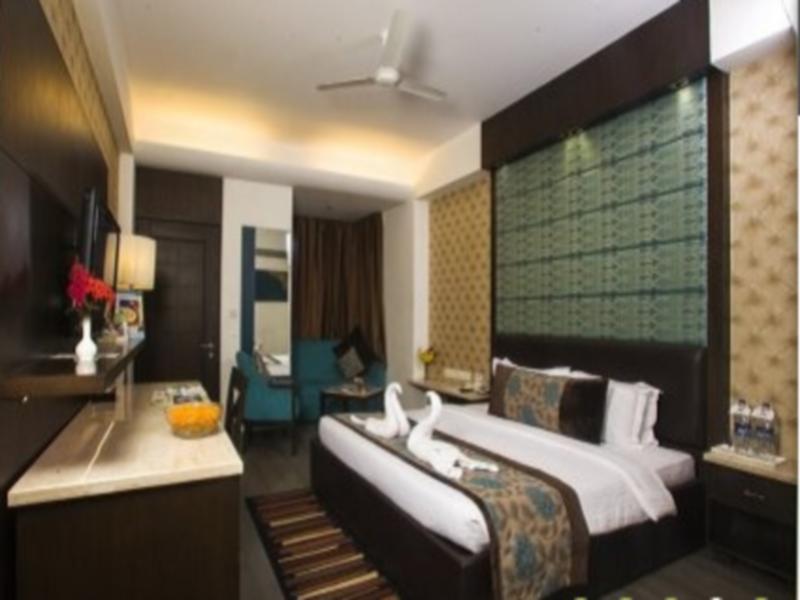 Country Inn & Suites Haridwār Екстериор снимка